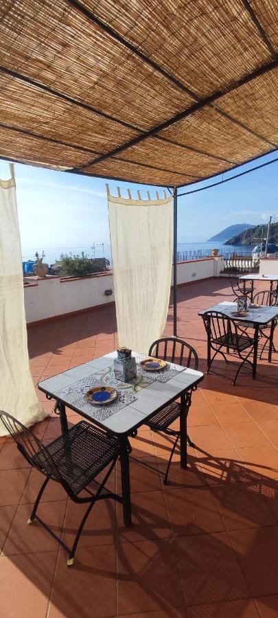 Enzoilnegro Home Lipari  Exterior foto