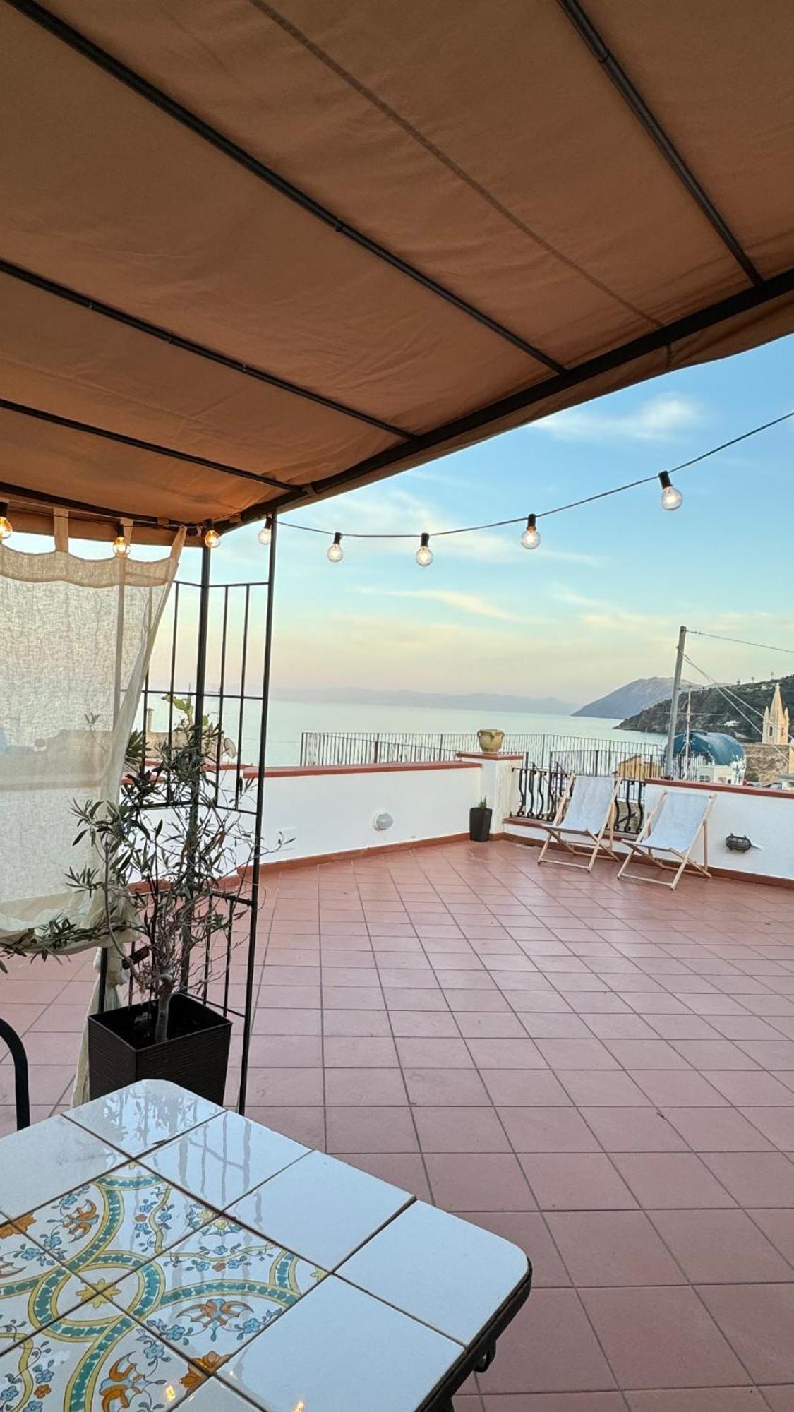 Enzoilnegro Home Lipari  Exterior foto